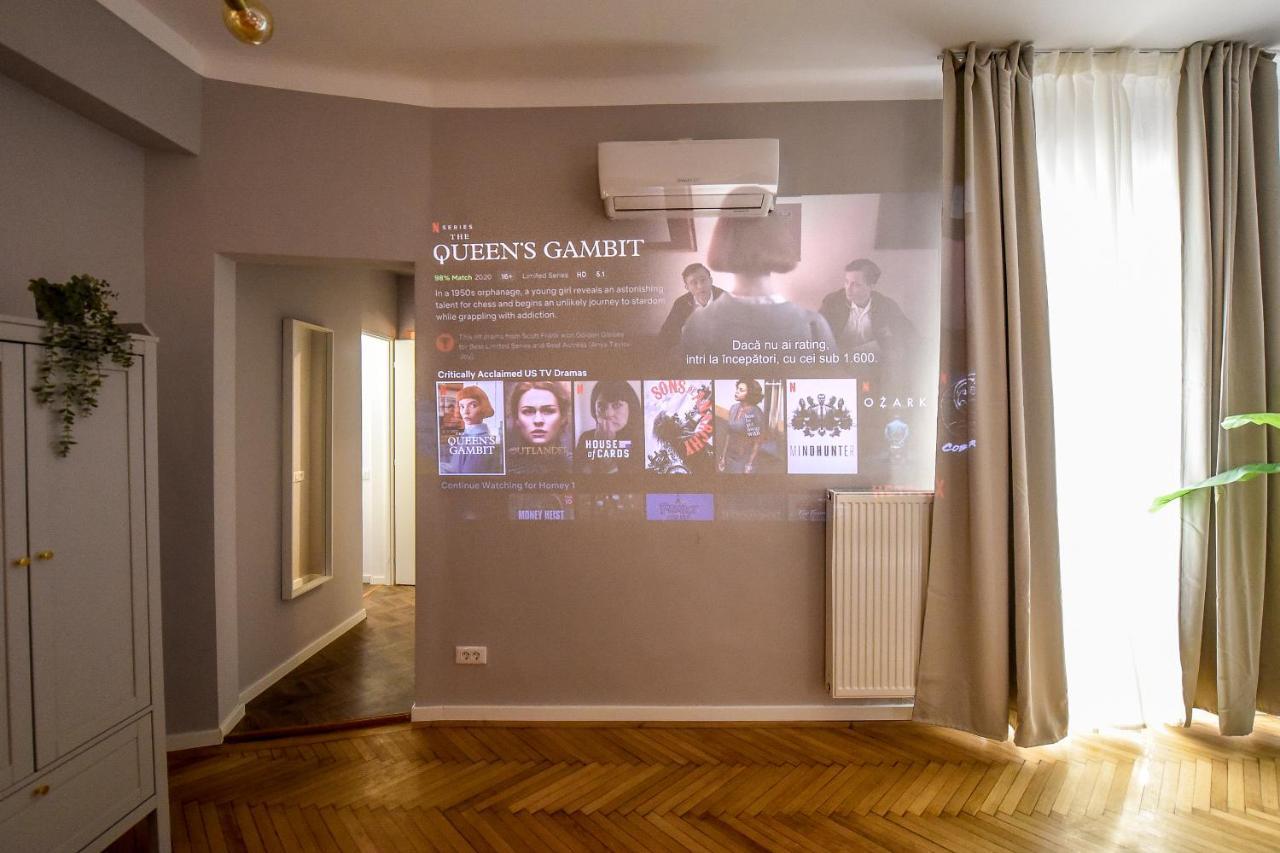 Modern Stay - Central Studios With Wall Projector Near Radisson บูคาเรสต์ ภายนอก รูปภาพ
