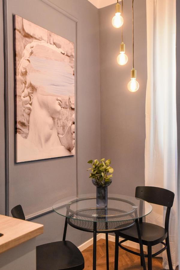 Modern Stay - Central Studios With Wall Projector Near Radisson บูคาเรสต์ ภายนอก รูปภาพ